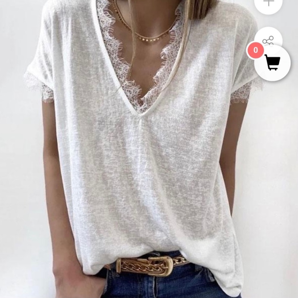 Belinda Fashions White Slub V-Neck Tee with Lace